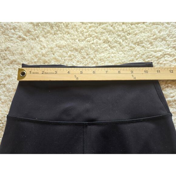 Lululemon Pink Crop Tank Top And Black Leggings Size 4 - Picture 15 of 16